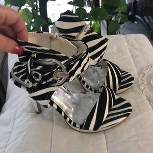 Black and white print heels